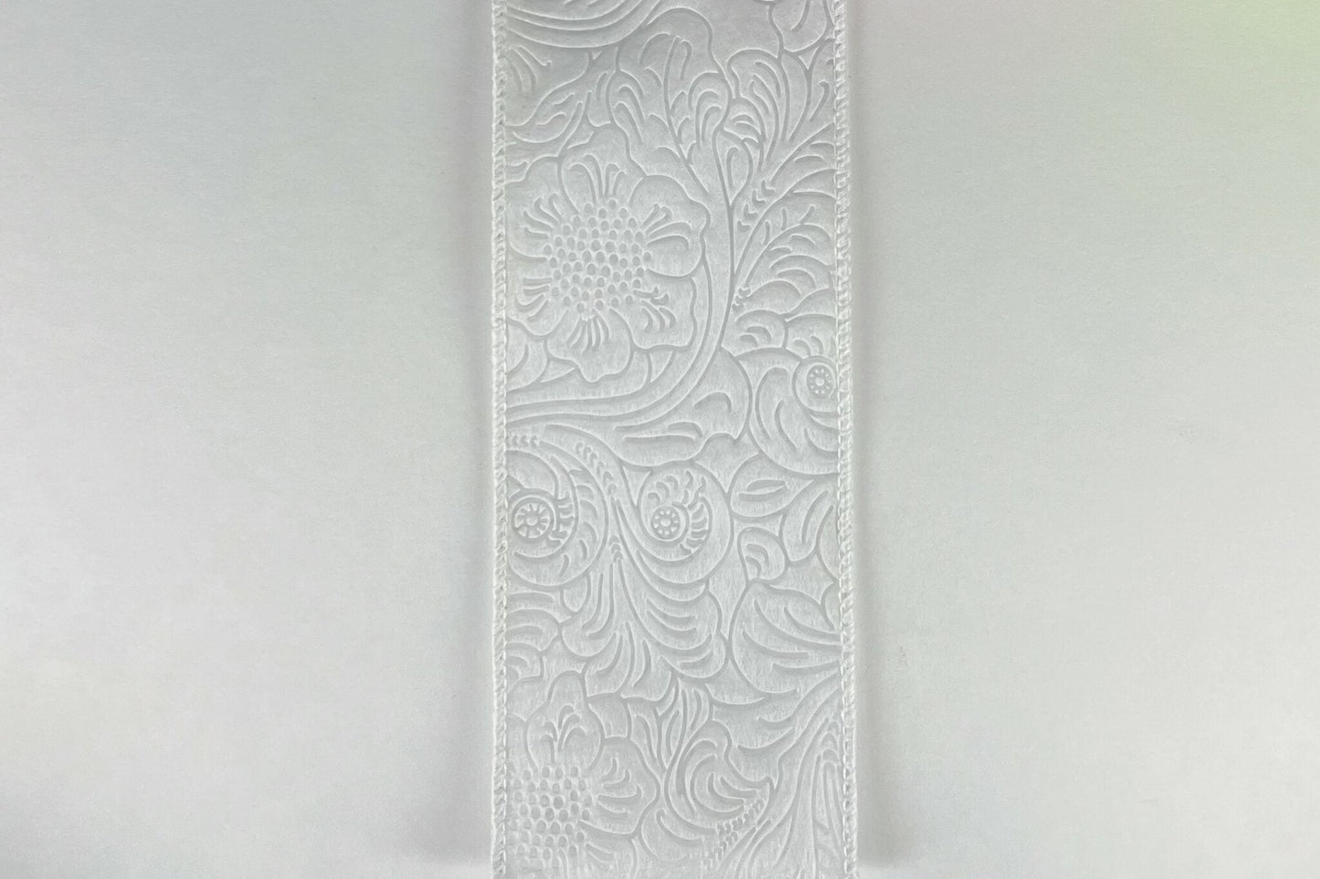 White Flower Embossed Wired Ribbon - 7/8 Inch x 50 Yards